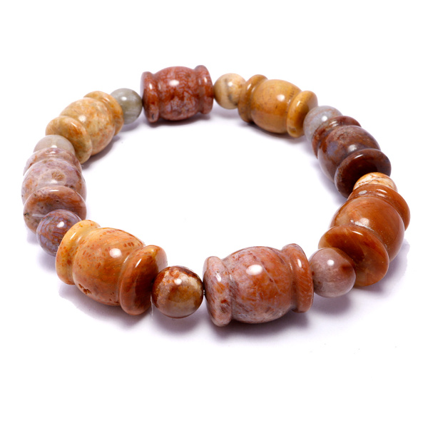 Браслеты из натуральных камней в ассортименте