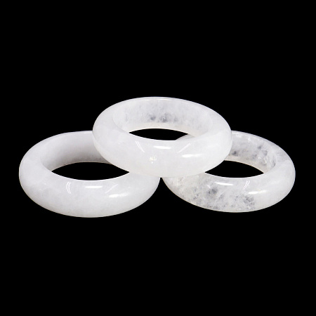 Кольцо из камня гладкое Горный хрусталь привлекает достаток d-18мм