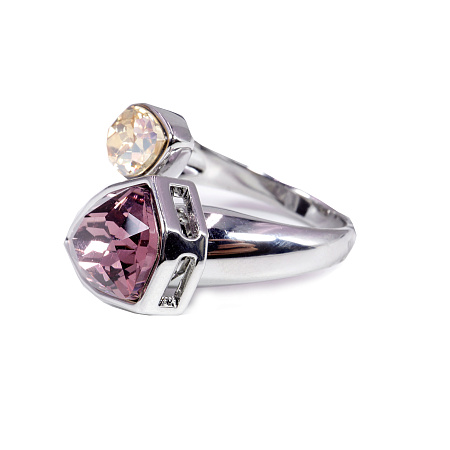 Кольцо c алмазным стеклом Сваровски