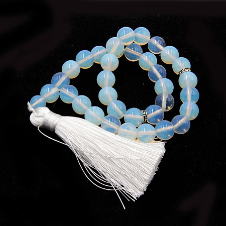 Четки из камня 33 бусины Лунный камень Оберег для влюбленных 10мм 